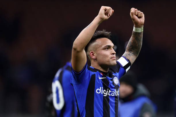 龙在赛场上 龙在赛场上